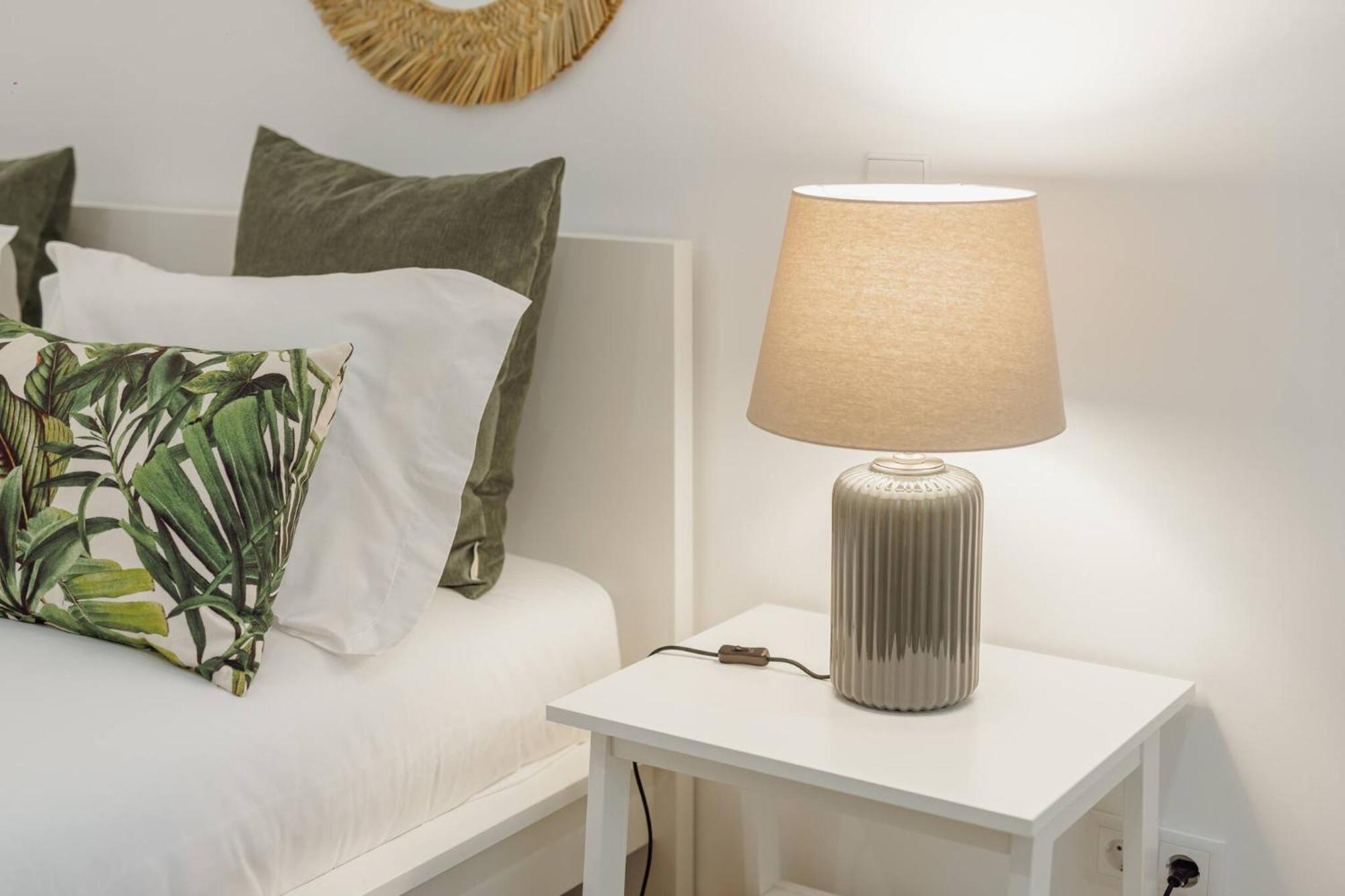 Stylish Apartment With Terrace By Hosty Porto Eksteriør billede